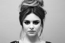 Jacquie Lee
