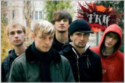 Тонкая Красная Нить